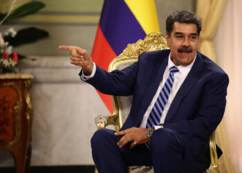 Maduro destaca capacidad de Venezuela para combatir la violencia «que viene» de Colombia