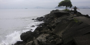 El Pacífico va recobrando el pulso tras reducirse la amenaza de tsunami