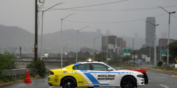Hombre es herido de bala tras ingresar y prender fuego a rancho de exgobernador mexicano