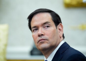 Marco Rubio y congresistas de EE.UU. lamentan la condena judicial contra Uribe en Colombia