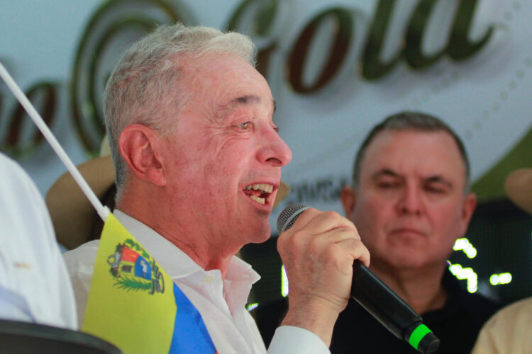 El expresidente de Colombia Álvaro Uribe (2002-2010), en una fotografía de archivo. EFE/ Mario Caicedo