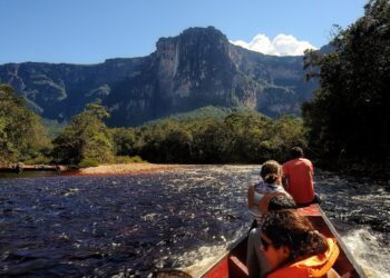 Canaima en riesgo: Unesco exige a Venezuela un plan para frenar la minería y el turismo descontrolado