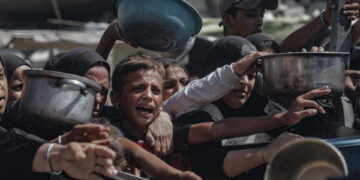 Organismos de la ONU: Cientos de miles de personas en Gaza pasan días sin comer nada