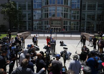 Los hermanos Menéndez afrontan una audiencia clave para determinar su libertad condicional