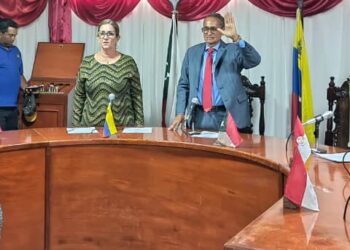 Alexis Guerrero preside el Concejo de Rafael Rangel