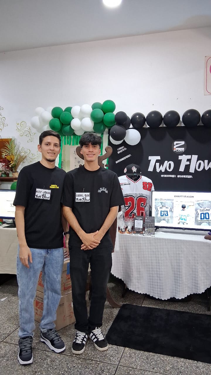 Talento joven trujillano brilla en el IUTIRLA con muestras de diseño y fotografía