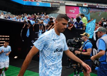 Guardiola, sobre la convocatoria de Rodri: «Si está sano, tiene mi apoyo»