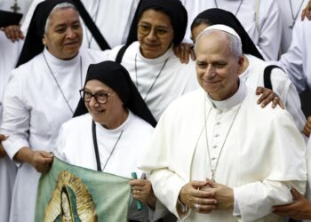 El papa: «No debemos resignarnos a que prevalezca la lógica del conflicto y las armas»