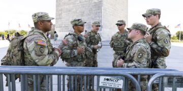 Unidad de Guardia Nacional creada por Trump «debilita la democracia», alerta experto