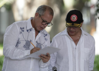 El exjefe de Despacho de Petro entra en la carrera presidencial para impulsar su reelección