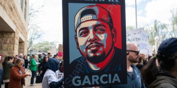 Una jueza federal frena la deportación del salvadoreño Kilmar Ábrego hasta octubre