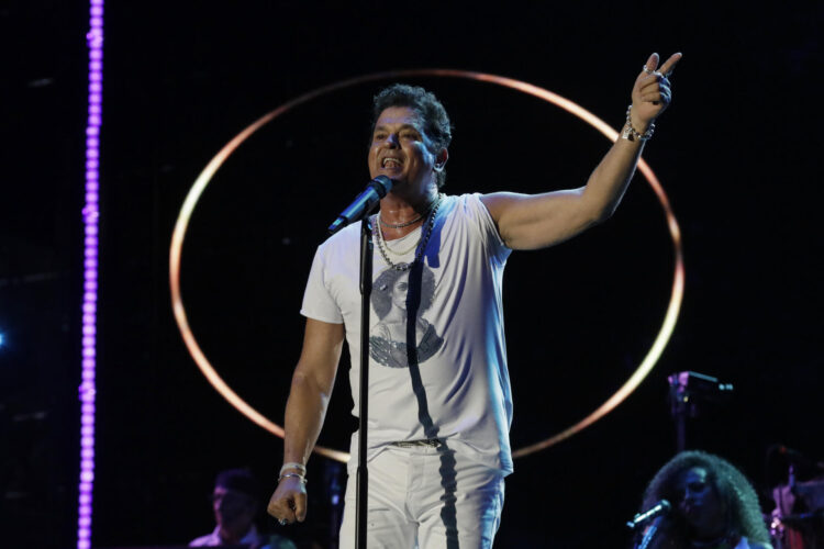 El cantante colombiano Carlos Vives. EFE/Carlos Ortega