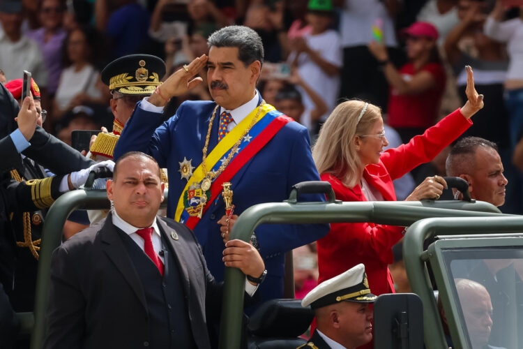 Nicolás Maduro (c), en una foto de archivo. EFE/ Miguel Gutierrez