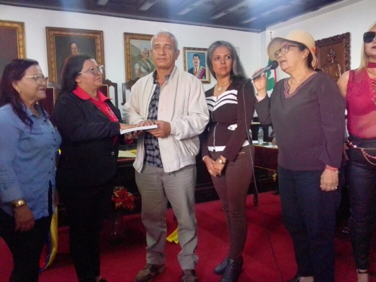 Juramentación del presidente y vicepresidente  de la Cámara Municipal