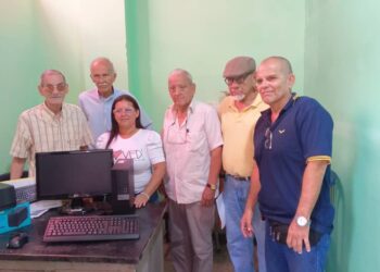 Dotada de equipos de trabajo oficina del cronista de Valera