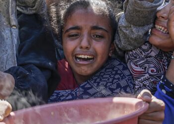Los muertos por desnutrición en Gaza superan los 200, casi la mitad niños