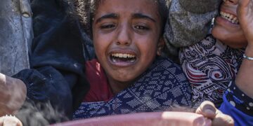 Los muertos por desnutrición en Gaza superan los 200, casi la mitad niños