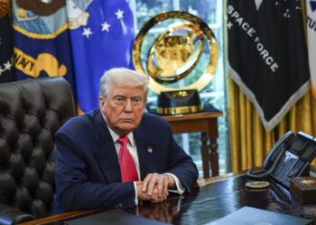 Trump: «Europa no me dice qué hacer pero van a estar involucrados» en la paz de Ucrania