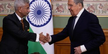 Rusia y la India defienden su cooperación energética ante los aranceles de Estados Unidos