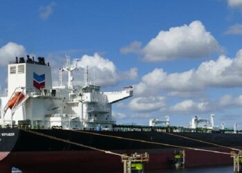 Dos buques fletados por Chevron con petróleo venezolano llegaron a EE UU