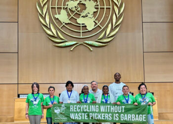 Los recicladores piden reconocimiento a su rol clave contra la contaminación de plásticos