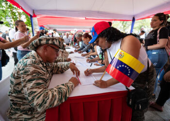 Maduro ordena nueva jornada de alistamiento de milicianos para el próximo viernes y sábado