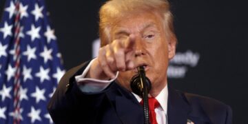 Trump abre la puerta a que líderes europeos participen en una cumbre con Putin y Zelenski