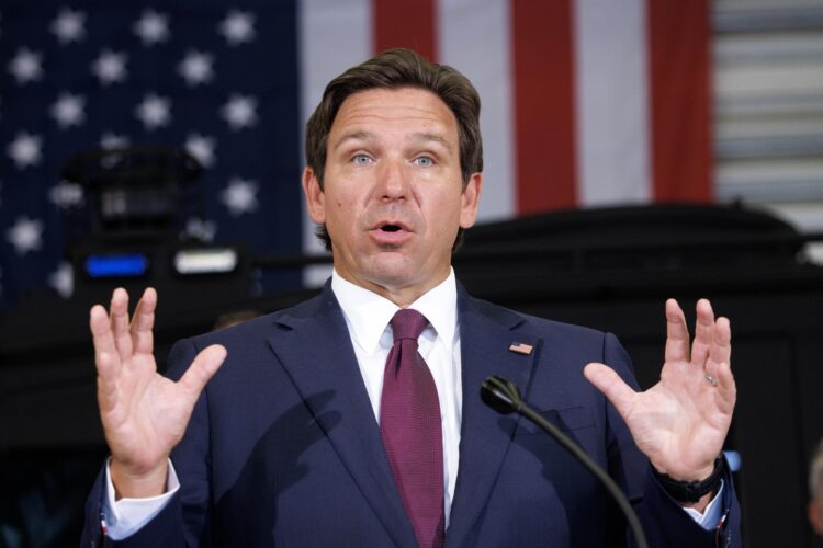 Foto de archivo del gobernador de Florida Ron DeSantis. EFE/CRISTOBAL HERRERA-ULASHKEVICH