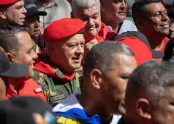 Diosdado Cabello anuncia el despliegue de 15.000 efectivos en estados fronterizos con Colombia