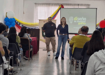 Emprendedores trujillanos comparten experiencias en IUTIRLA-Valera