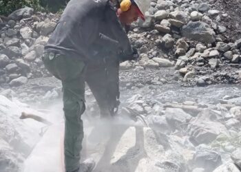 Realizan trabajos de canalización de la quebrada Los Jarillos vía a Niquitao 