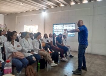 Realizan acercamiento al lenguaje de señas en el Asic Boconó 