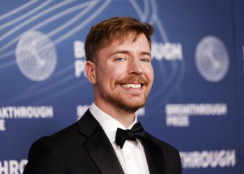 YouTube prevé que en menos de dos años haya un youtuber de IA tan popular como MrBeast