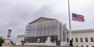 El Supremo de EE.UU permite arrestos migratorios en Los Ángeles tras recurso de Trump