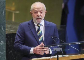 Lula denuncia el «desorden internacional» y el «ataque» de EEUU por el juicio a Bolsonaro