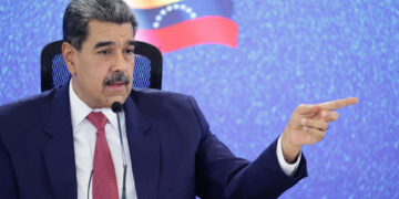 Venezuela ejerce el «legítimo derecho a la defensa» ante EEUU pero confía en la diplomacia