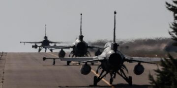 EEUU despliega diez cazas en Puerto Rico en medio de la escalada de tensión con Venezuela