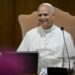 León XIV dice a los obispos que los abusos en la Iglesia «no pueden meterse en un cajón»