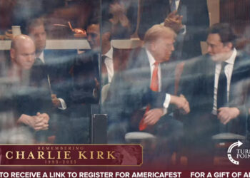 Donald Trump y Elon Musk se reencuentran y se dan la mano en el funeral de Charlie Kirk