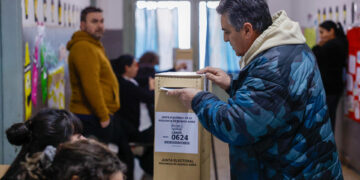 La provincia de Buenos Aires celebra con normalidad una elección clave en Argentina