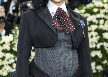 Rihanna da a luz a su tercer hijo, primera niña, de su relación con ASAP Rocky