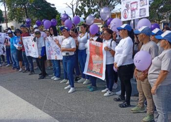 El municipio Sucre se manifestó contra el feminicidio