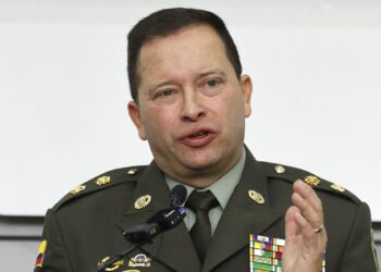 Incautan 1,5 toneladas de marihuana en una carretera del centro de Colombia