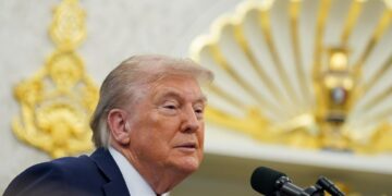 Trump asegura que once miembros del Tren de Aragua fueron eliminados en ataque a barco