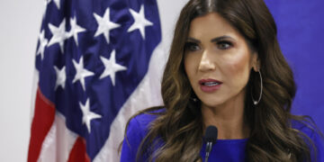 Gobierno Trump revoca el beneficio migratorio TPS para un cuarto de millón de venezolanos