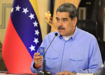 Maduro firma decreto de conmoción externa ante «amenazas» de EE UU