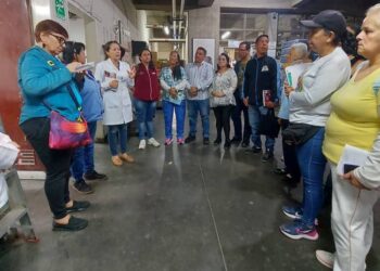 Iahula reactiva farmacia 24 horas para garantizar entrega de medicamentos e insumos