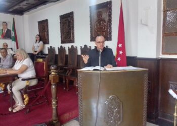La Biblia transforma Naciones, Familias y Personas