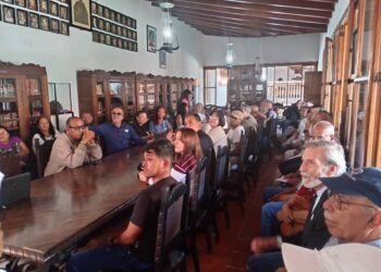 El café y las letras se encuentran en Trujillo