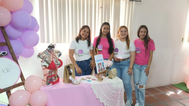 El emprendimiento y la creatividad presentes en la Vitrina de Ideas del IUTEMBI